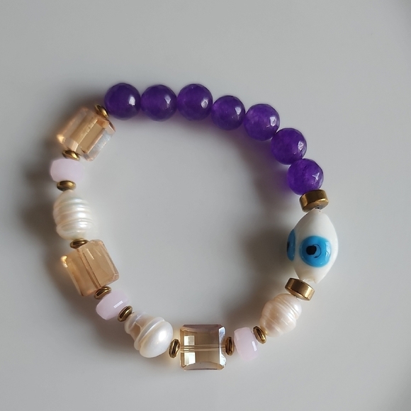 Chic Purple and Gold Beaded Bracelet - Picture 3 of 4